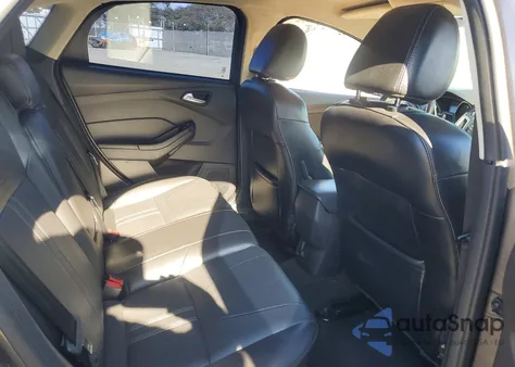 2014 Ford Focus Se из США, поврежденный, VIN 1FADP3F2XEL399924